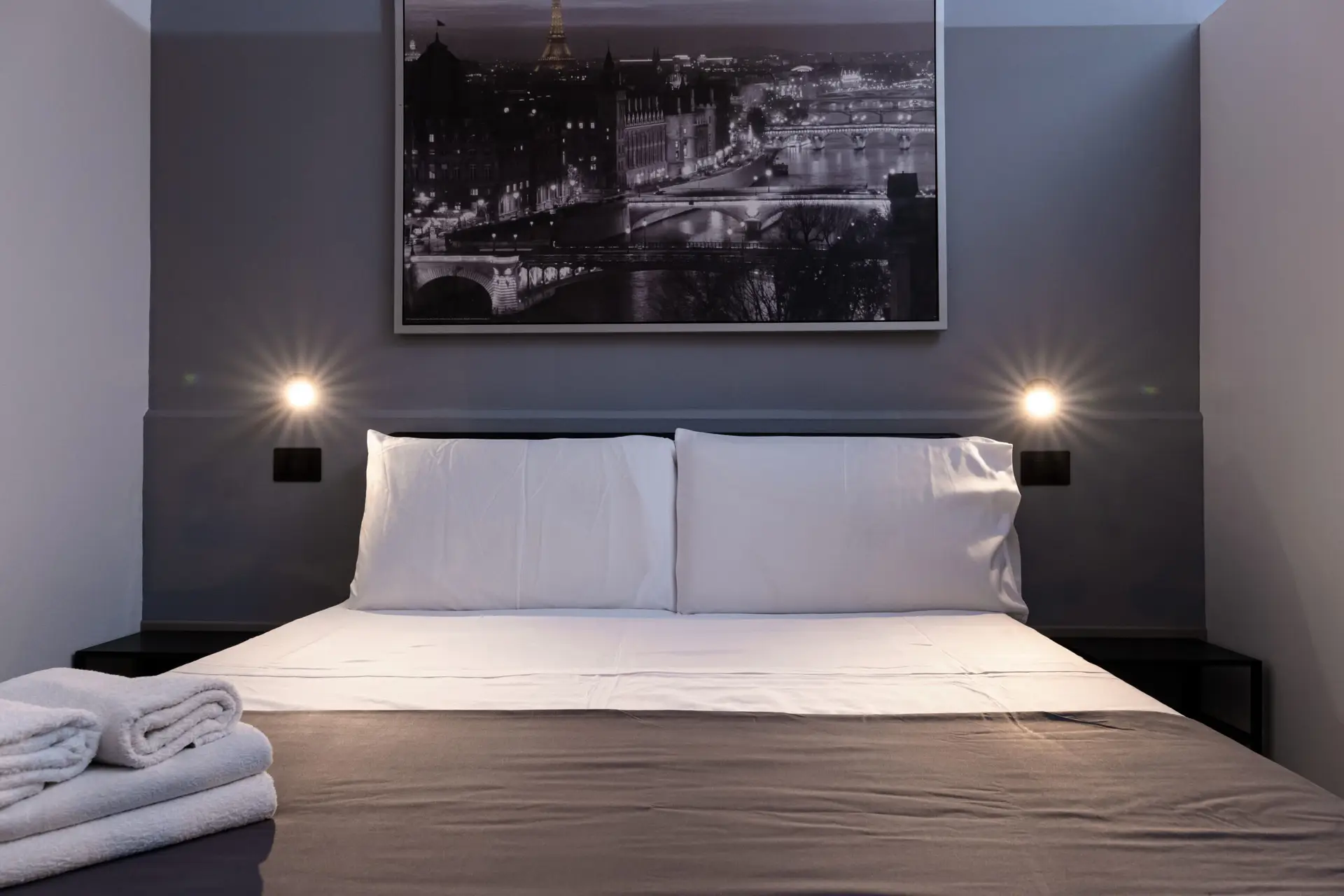 Turati Apartment 8 Cozy hotel room with modern decor - Turati Apartment 8